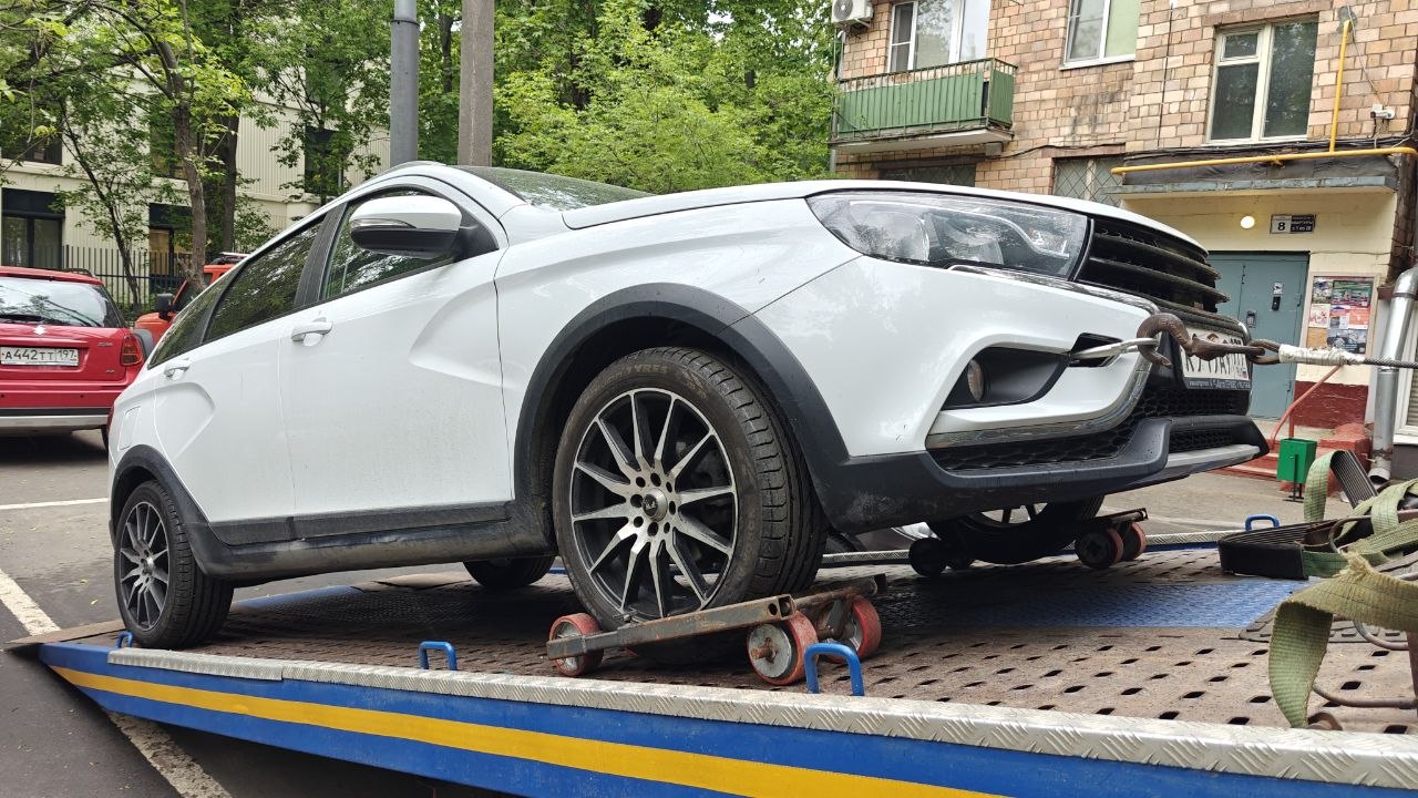 Эвакуация Lada Vesta Cross